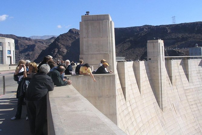 Hoover Dam Comedy Tour with Lunch and Comedy Club Tickets - Lunch in Henderson
