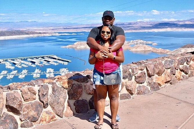 Hoover Dam with Walk On Top Tour and Seven Magic Mountains Stop - The small Mercedes van makes a difference