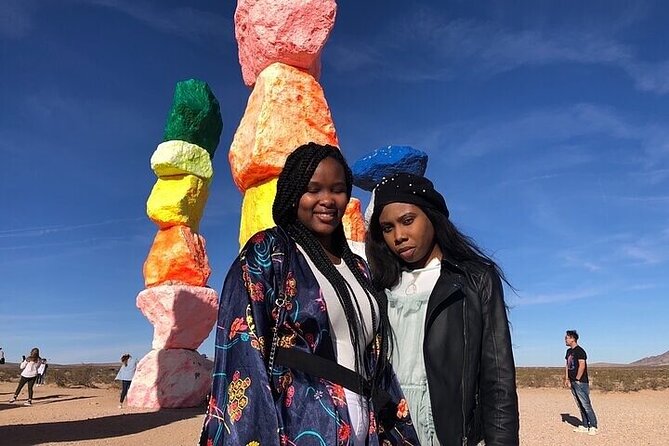Hoover Dam with Walk On Top Tour and Seven Magic Mountains Stop - Seven Magic Mountains: a short stop with big colors