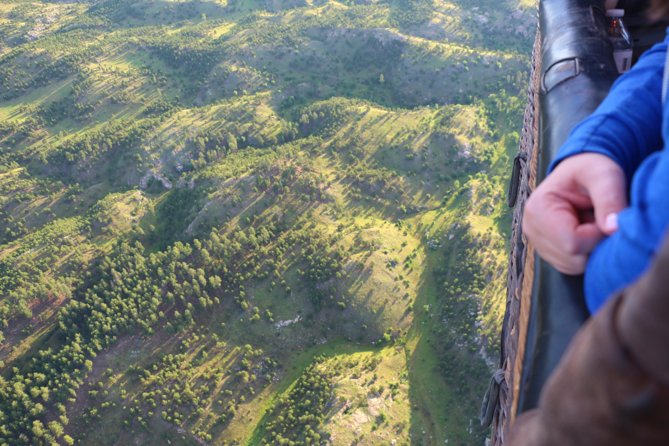 Hot Air Balloon Flight Over Black Hills - What to wear and bring for a sunrise launch