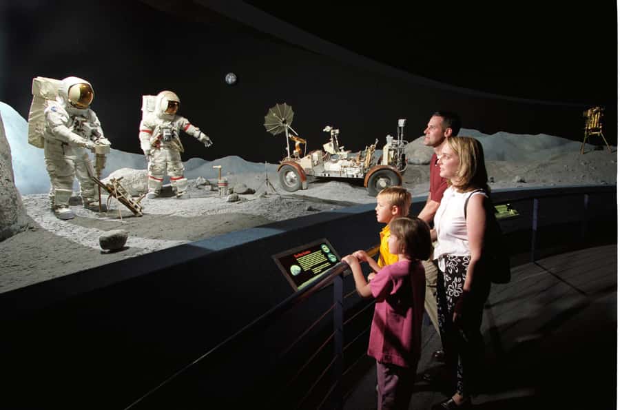Houston: City Tour and NASA Space Center Admission Ticket - Touching a Moon Rock in the Starship Gallery