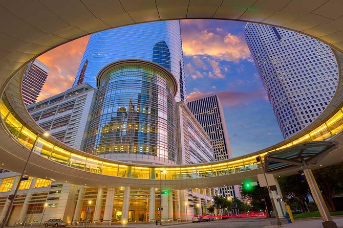 Houston's Official City & Mural Tour! - Downtown Aquarium and the limits of the itinerary