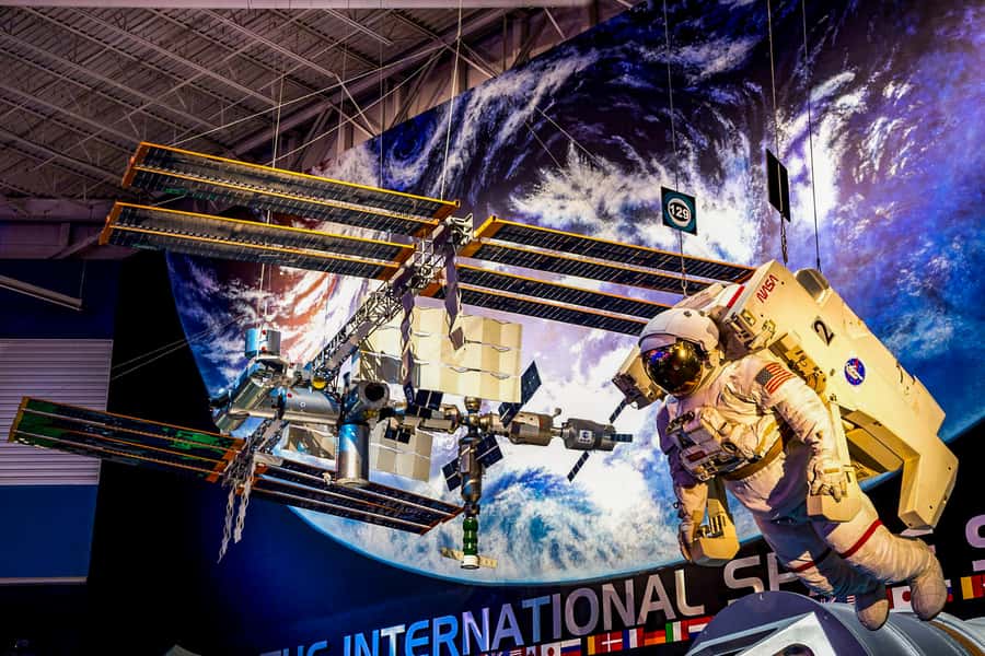 Houston: Space Center Houston Admission Ticket - Starship Gallery and the Shuttle Displays