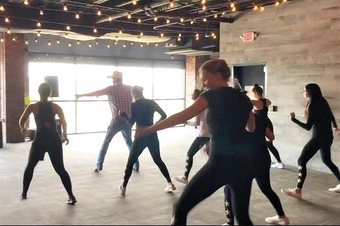 Instructor-Led Line Dancing Class with Souvenir Video - Why this Nashville class works for beginners