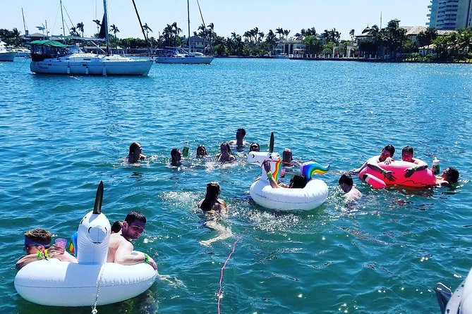 Island Time Boat Cruise in Fort Lauderdale - Music, drinks, and the social mood