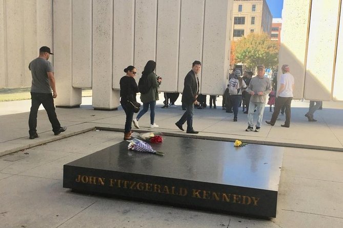 JFK Assassination and Museum Tour with Lee Harvey Oswald Rooming House - Starting at the John F. Kennedy Memorial Plaza
