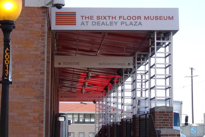 JFK Assassination Tour with Lee Harvey Rooming House - Why this Dallas tour is worth your time