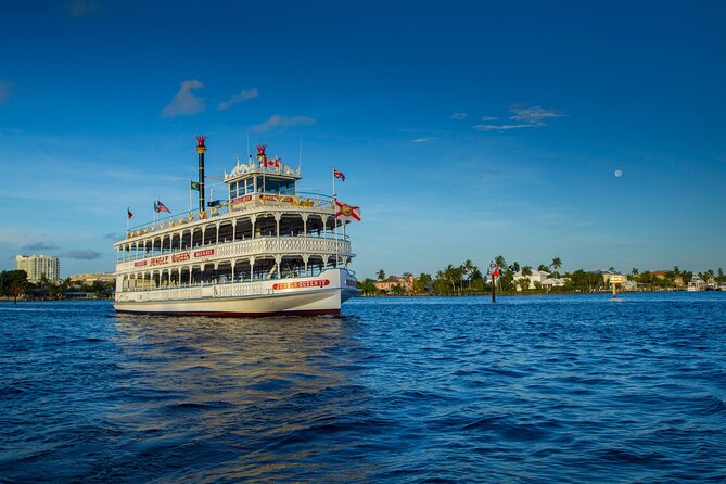 Jungle Queen Riverboat 90-Minute Narrated Sightseeing Cruise in Fort Lauderdale - The first hour: Fort Lauderdale from the water