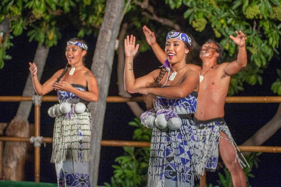 Kailua-Kona: Voyagers of the Pacific Luau with Buffet Dinner - What happens at the 4:30 PM check-in
