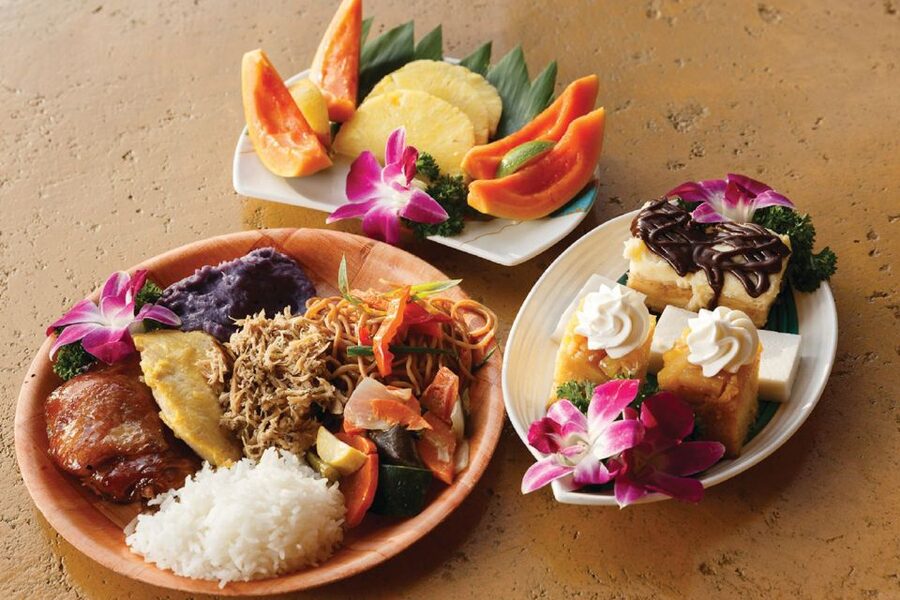 Kauai: Luau Kalamaku with Buffet Dinner & Show - What Dinner Really Includes