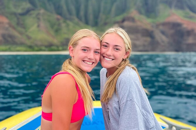 Kauai: Na Pali Coast Super Raft Snorkel Adventure - Snorkeling, when the ocean cooperates