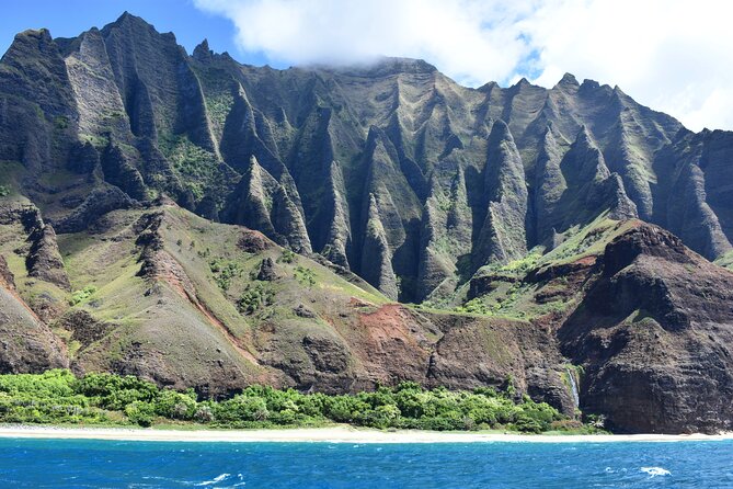 Kauai: Na Pali Coast Super Raft Snorkel Adventure - What the $235 price really covers