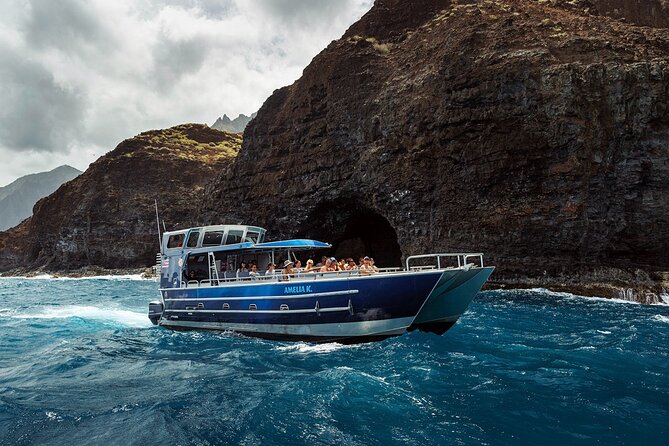 Kauai: NaPali Boat Tour on the Amelia K - Lunch, drinks, and what you should bring