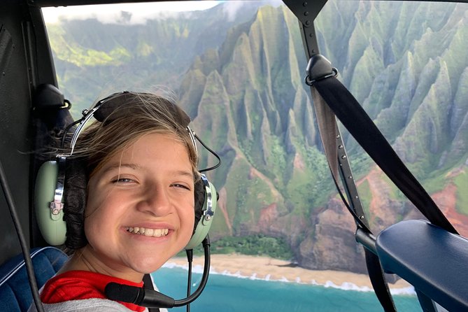 Kauai Private Doors-Off Helicopter: Ultimate Waterfalls & Canyons - Pilots, narration, and the feel of the ride