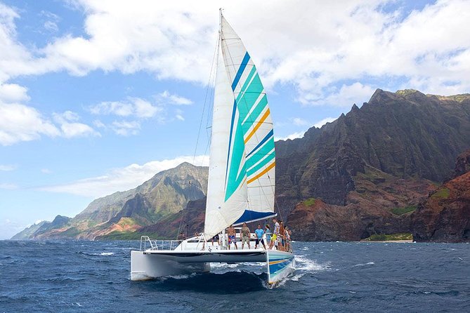 Kauai’s Na Pali Coast Snorkel and Sail Tour - The ride to Na Pali is part of the experience