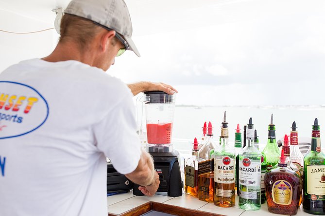Key West Sunset Cruise: Dinner, Live Music & Drinks Included - The ride itself and the return to port
