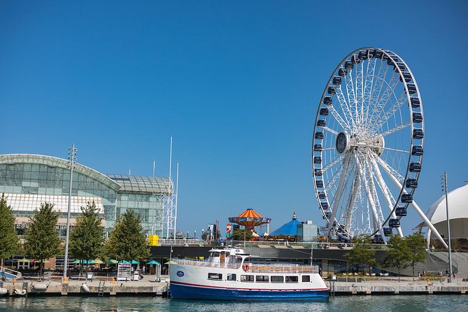 Lake Michigan Skyline Cruise in Chicago - Food, Drinks, Dogs, and the Onboard Restroom