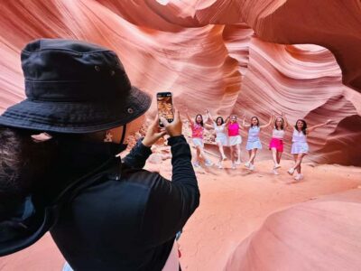 Antelope Canyon Horseshoe Bend Tour & Lake Powell