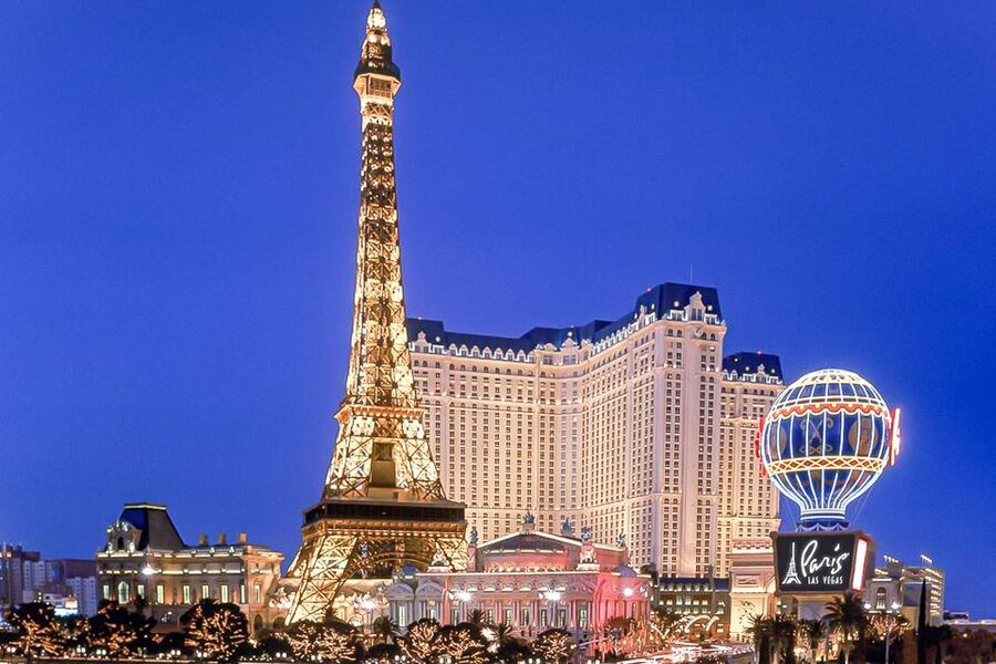 Las Vegas: Eiffel Tower Viewing Deck Entrance Ticket - Booking decision: should you go up?