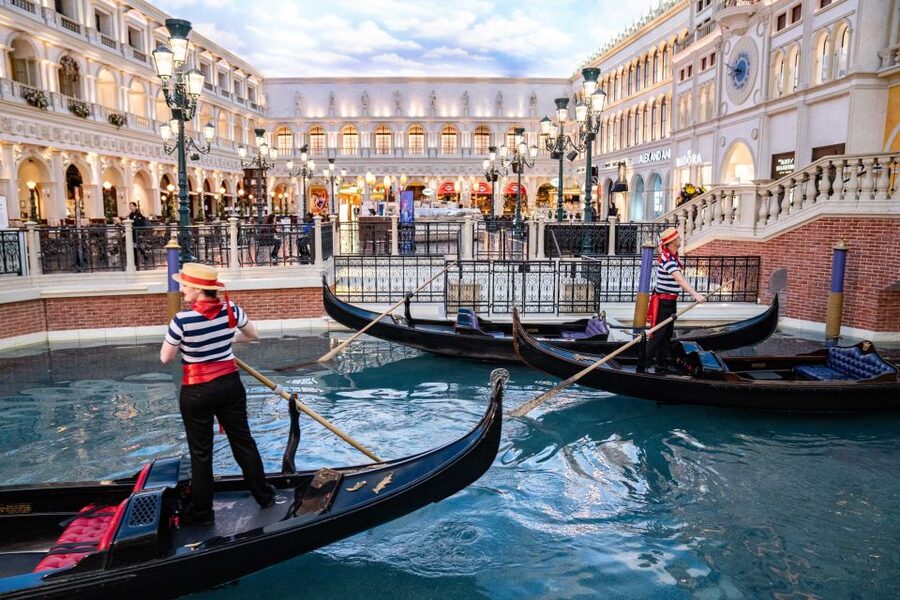 Las Vegas: Entry to Madame Tussauds with a Gondola Cruise - Why this Las Vegas pairing works