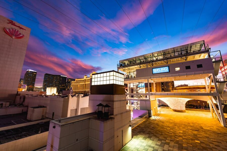 Las Vegas: FLY LINQ Zipline Ticket - The flight over the LINQ Promenade