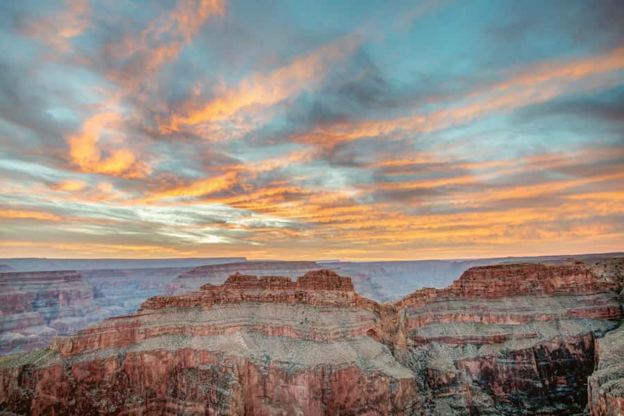 Las Vegas: Grand Canyon West, Hoover Dam & Optional Skywalk - Eagle Point offers the classic first look