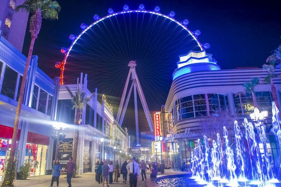 Las Vegas: High Roller Entry Ticket with In-Cabin Open Bar - Daytime, Sunset, or Night?