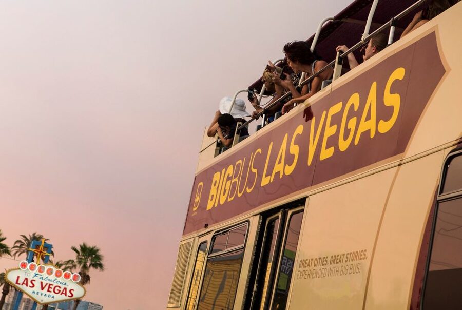 Las Vegas: Hop-on Hop-off Sightseeing Tour by Open-Top Bus - Why this bus works well on a first Las Vegas visit