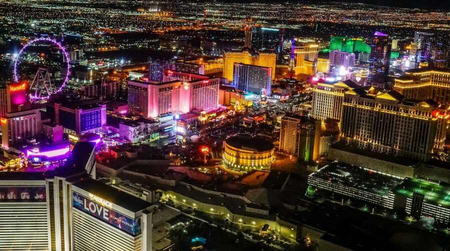 Las Vegas: Night Helicopter Flight over Las Vegas Strip - Final verdict: book it for the view, not the airtime