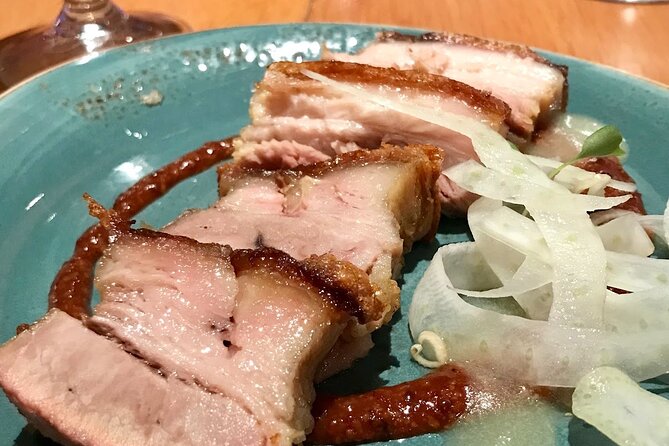 Las Vegas: The Strip's Celebrity Chefs Tour or Downtown Food Tour - Who will enjoy this food tour most?