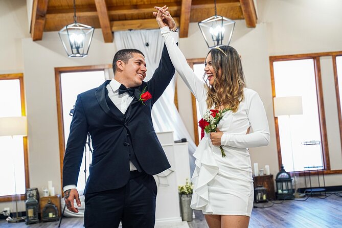 Las Vegas Wedding at The Little Vegas Chapel - Timing, booking, and cancellation details