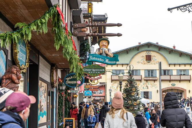 Leavenworth Exclusive Tour from Seattle - The guides are a major part of the value