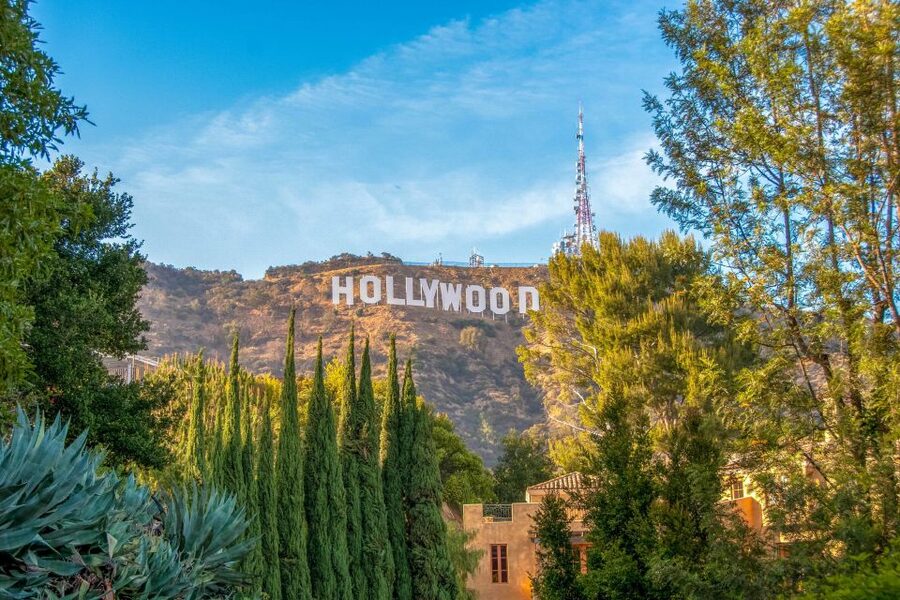 Los Angeles: Hollywood & Celebrity Homes Open-Air Bus Tour - What the guides add to the ride