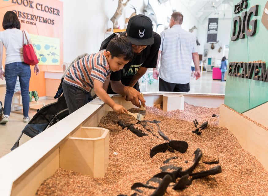 Los Angeles: Natural History Museum of LA Entry Ticket - Nature Gardens: a living pause outdoors