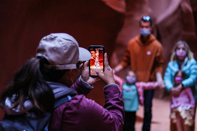 Lower Antelope Canyon Hiking Tour - Eight ladders make this a real walking tour