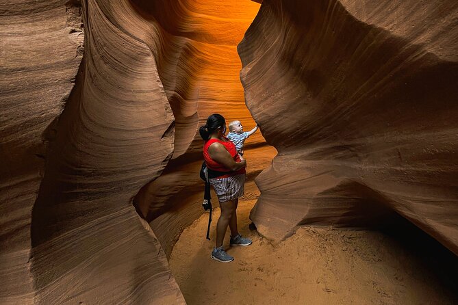 Lower Antelope Canyon Hiking Tour - Sandstone walls built for photographs