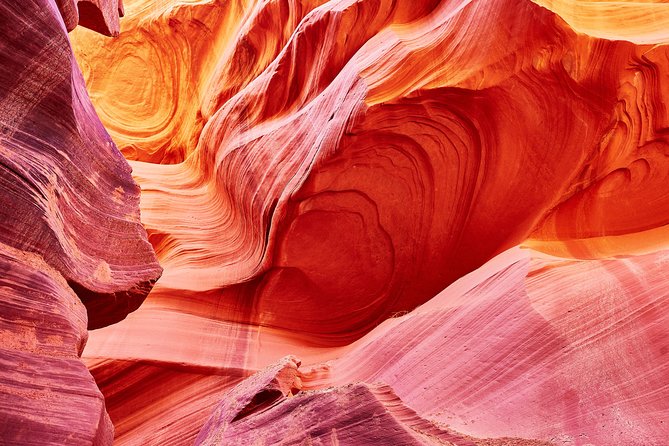 Lower Antelope Canyon Tour Ticket - Why Lower Antelope Canyon Feels Different