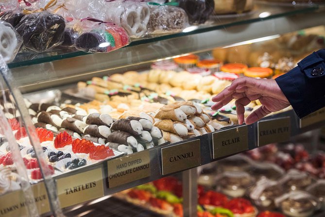 Lower East Side Food Tour: Taste NYC’s American Dream - Start at Broadway with New York’s African past