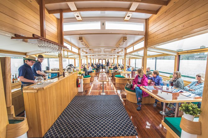 Manhattan Architecture Yacht Cruise - The Upper West Side and the George Washington Bridge
