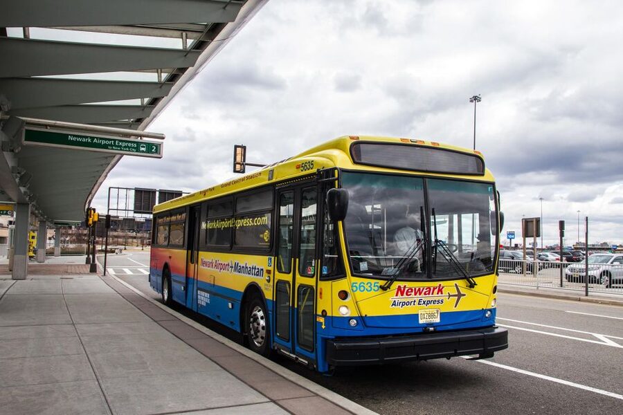 Manhattan: Bus Transfer from/to Newark Airport - Finding the bus at Newark Terminals A, B, and C