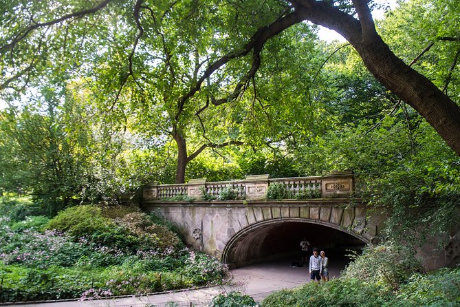 Manhattan Neighborhood Private Customized Walking Tour - What $150 Per Person Buys You
