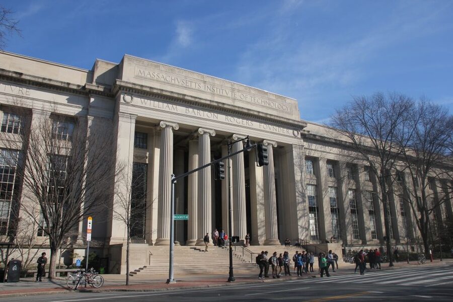 Massachusetts Institute of Technology Public Tour - How the 70 minutes are best used