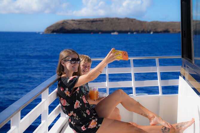 Maui: Molokini and Turtles Luxury Yacht Snorkel - Why this cruise costs more than a basic snorkel boat
