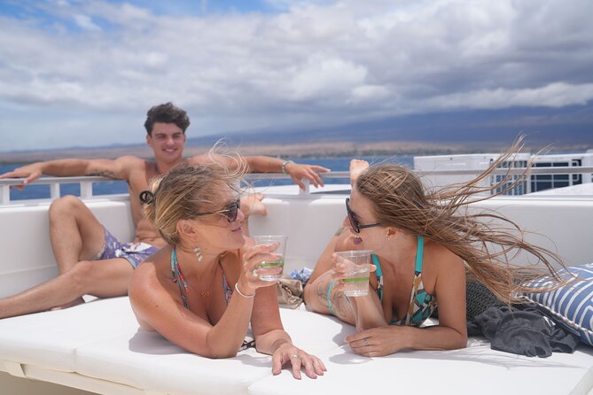 Maui: Molokini and Turtles Luxury Yacht Snorkel - Molokini Crater brings the clearest water