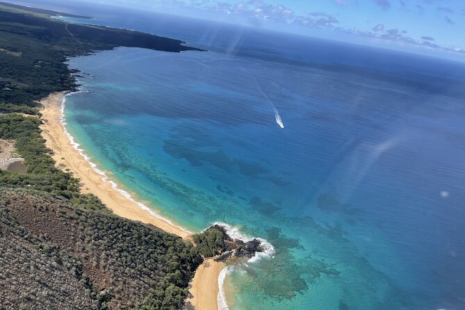 Maui -PRIVATE- Air Tour FUN: 3 Islands: (2-5 people): SEE it ALL! - Makena State Park and Maui’s south coast