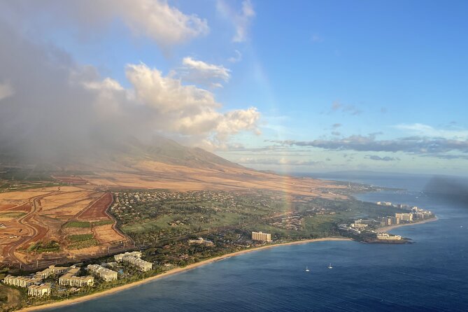 Maui -PRIVATE- Air Tour FUN: 3 Islands: (2-5 people): SEE it ALL! - Honolua Bay and Maui’s changing colors