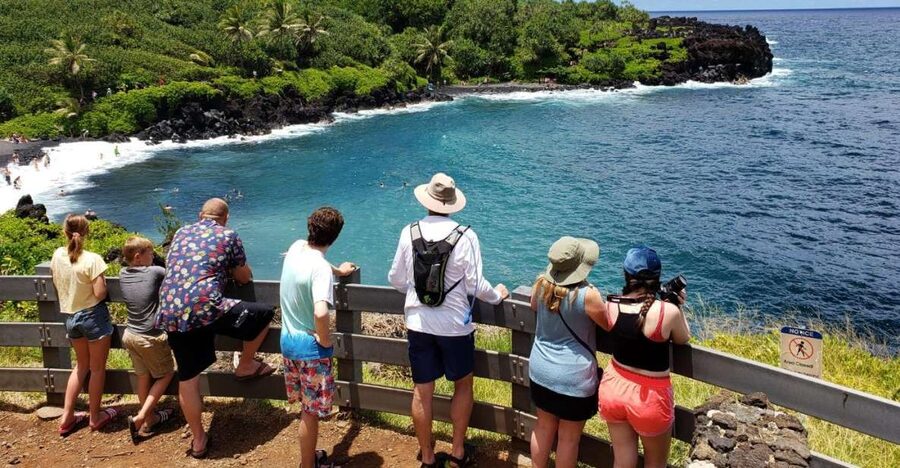 Maui: Road to Hana Adventure with Breakfast & Lunch - Hookipa Beach Park and the rainforest road