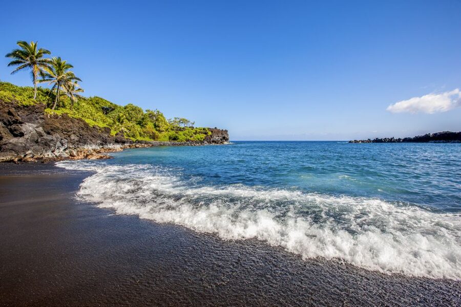 Maui: Small-Group Road to Hāna Sightseeing Tour - Keanae Peninsula and the slower side of Maui