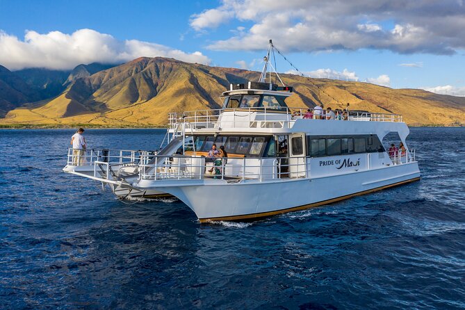 Maui Sunset Dinner Cruise - A Hawaiian Hula Experience - Dinner with ribs, chicken, and island sides