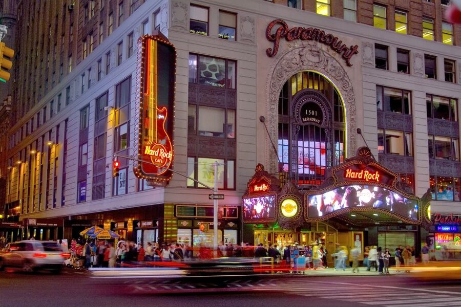 Meal at Hard Rock Cafe New York Times Square - Arriving at 1501 Broadway in Times Square